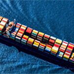 Container shipping carsade