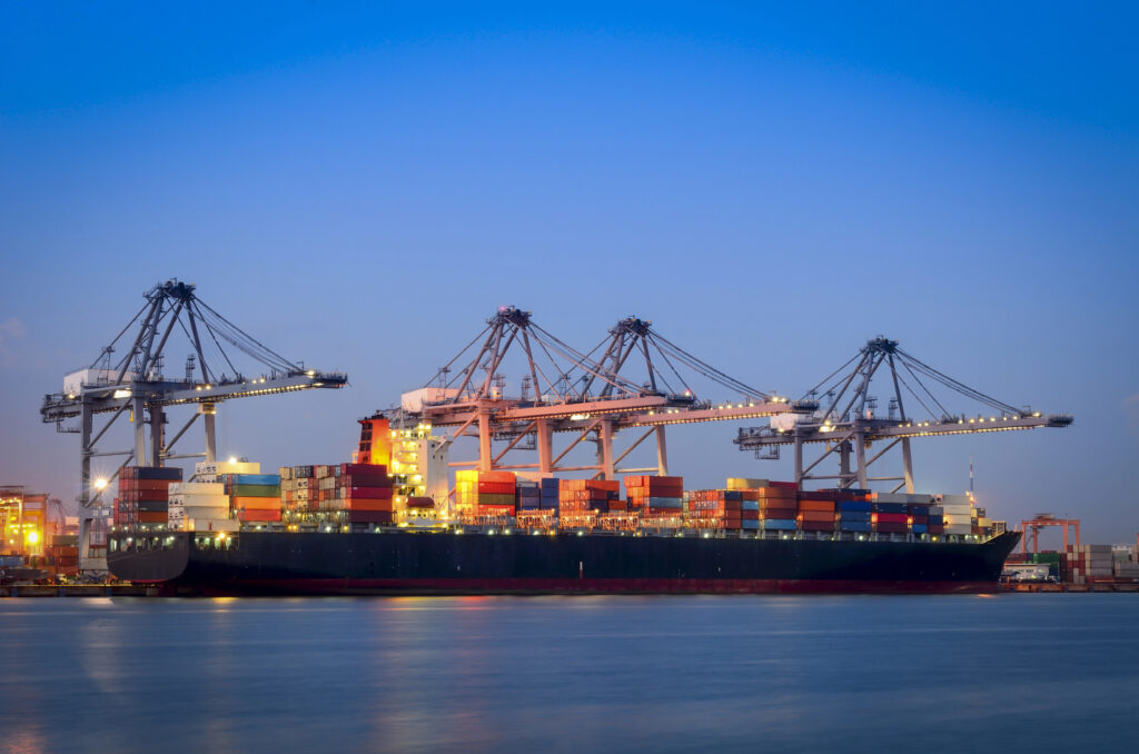 freight charges from China to Pakistan