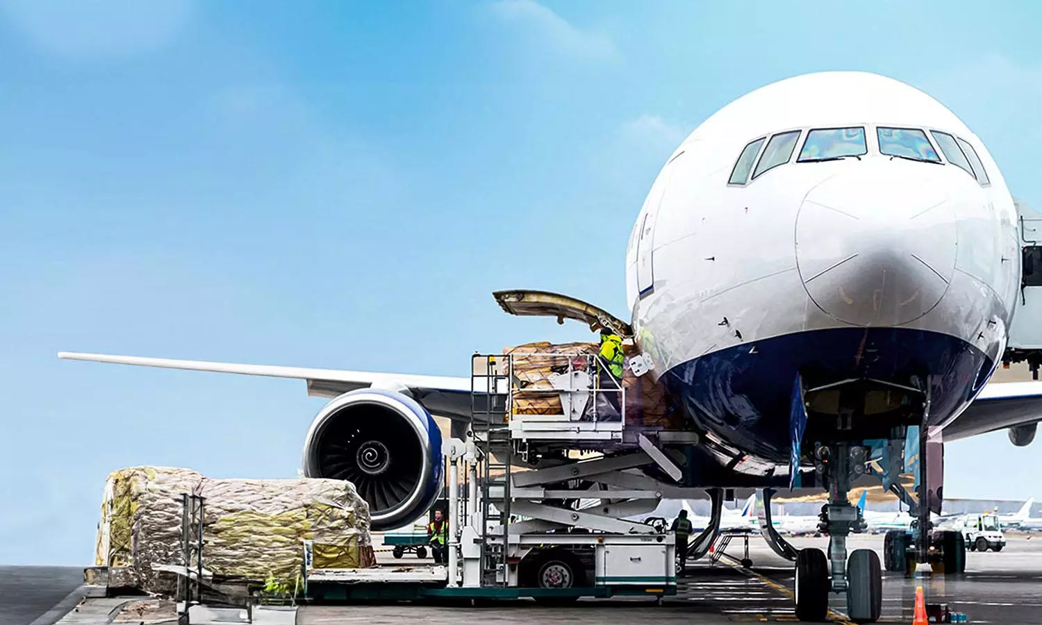 china us air freight capacity drops