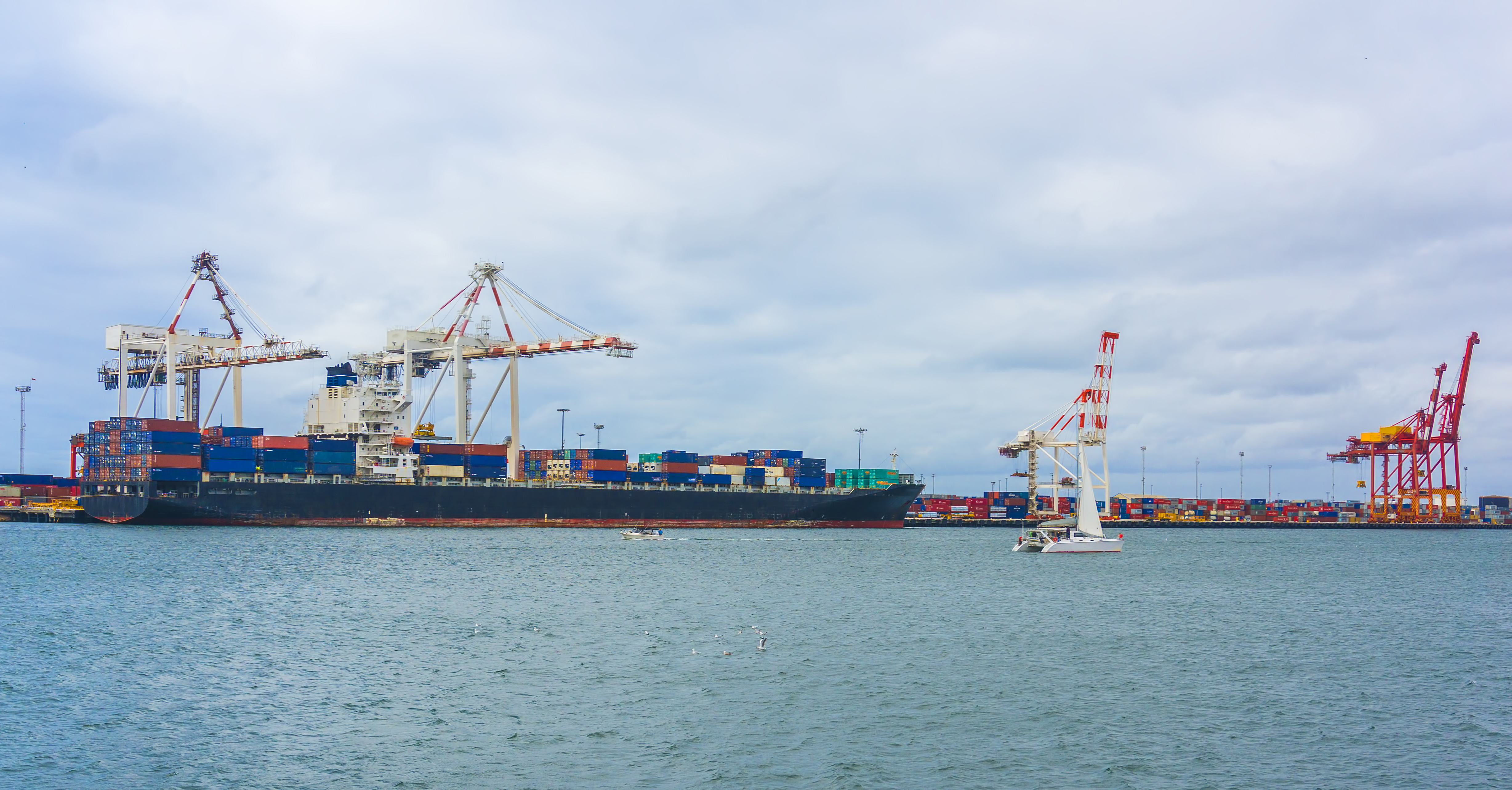 China freight forwarder to Canada