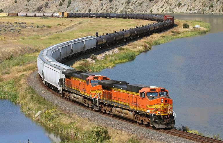 reliable rail freight from Shenzhen to Italy