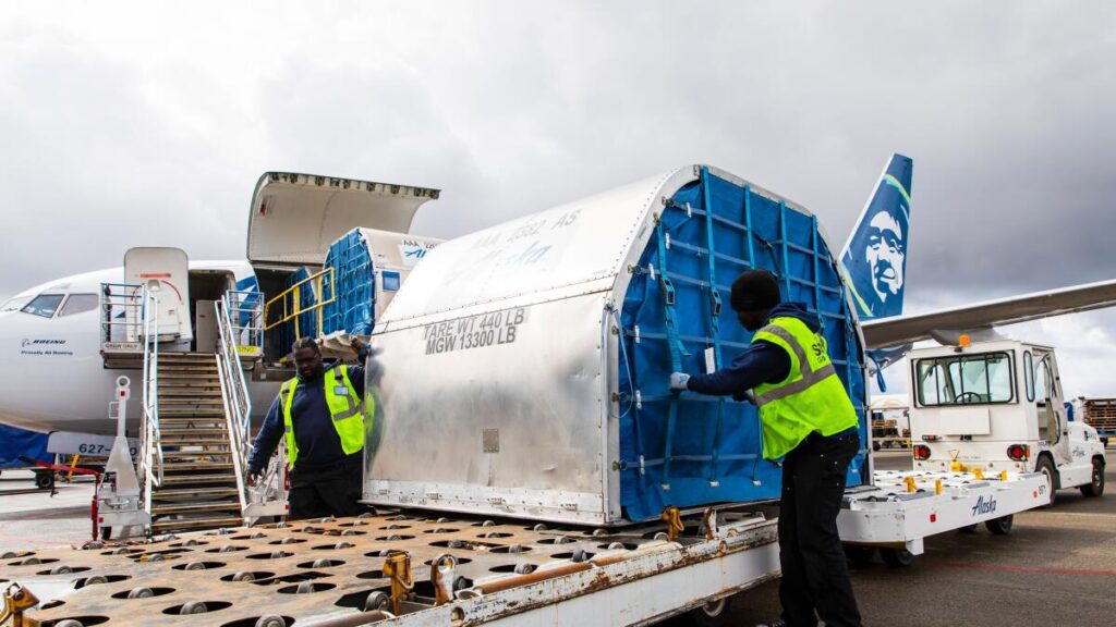 Amazon logistics China to Dubai