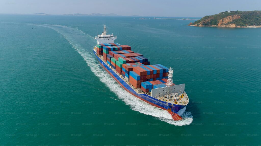clothing sea freight China to Europe